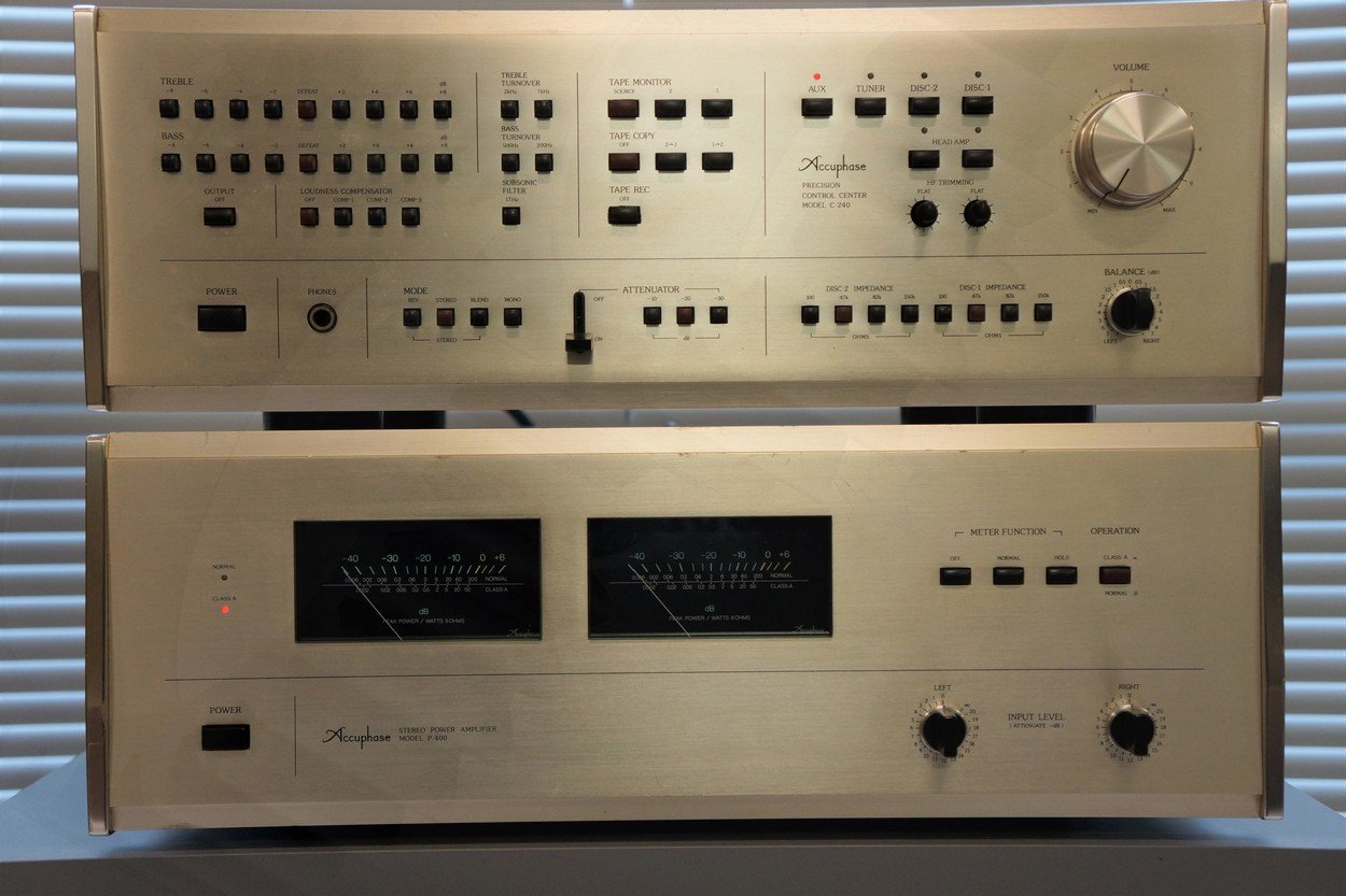 アンプ Accuphase c-240 Accuphase C-240の仕様 アキュフェーズ