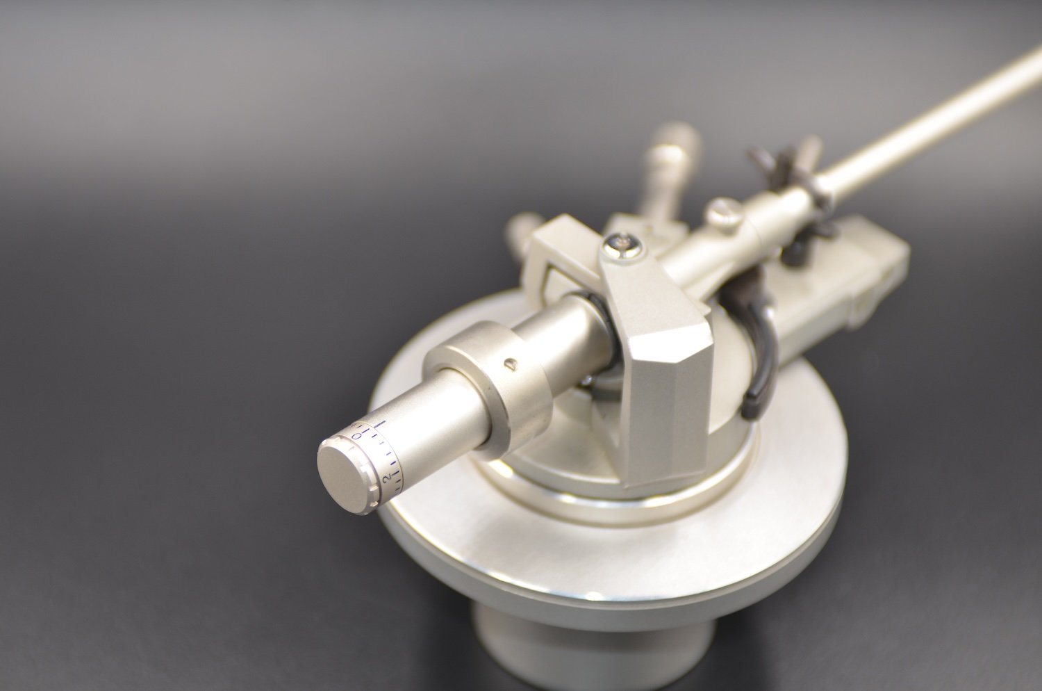 DENON 　DA-402 アーム本体とウェイト　（動作品） DENON DA 402