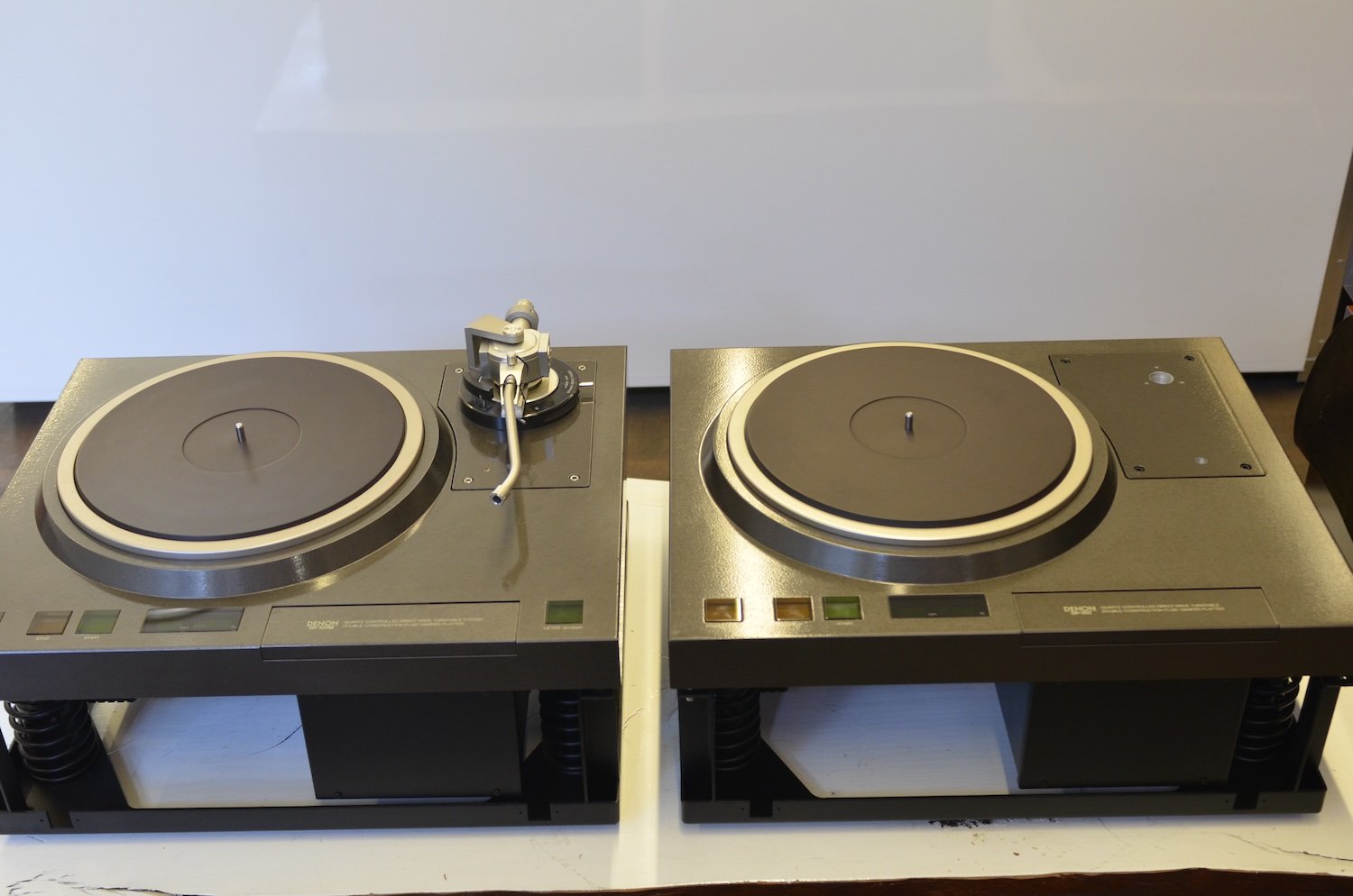 DENON DP 100 SOLD