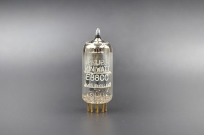 E88CC PHILIPS HEERLEN 7L8 ⊿ SINGLE  			