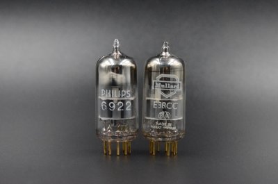 E88CC PHILIPS HEERLEN 7LH ⊿ PAIR  			