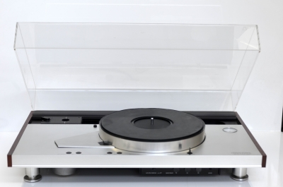 LUXMAN PD 555