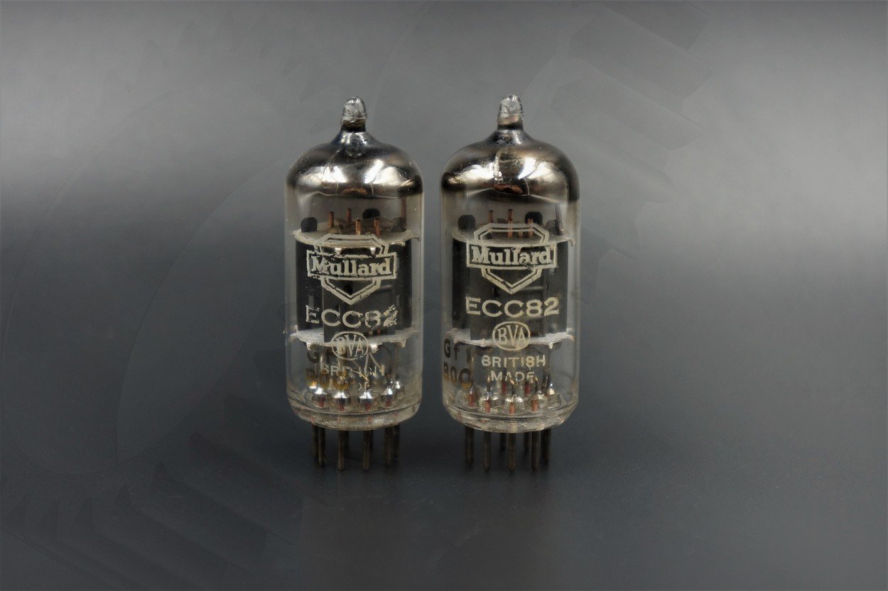 MULLARD ECC82