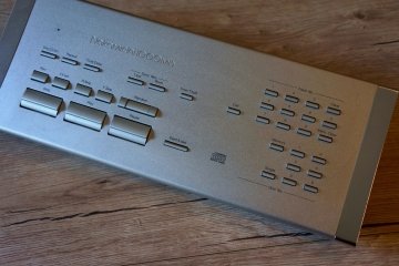 NAKAMICHI 1000 MB REMOTE CONTROL  			