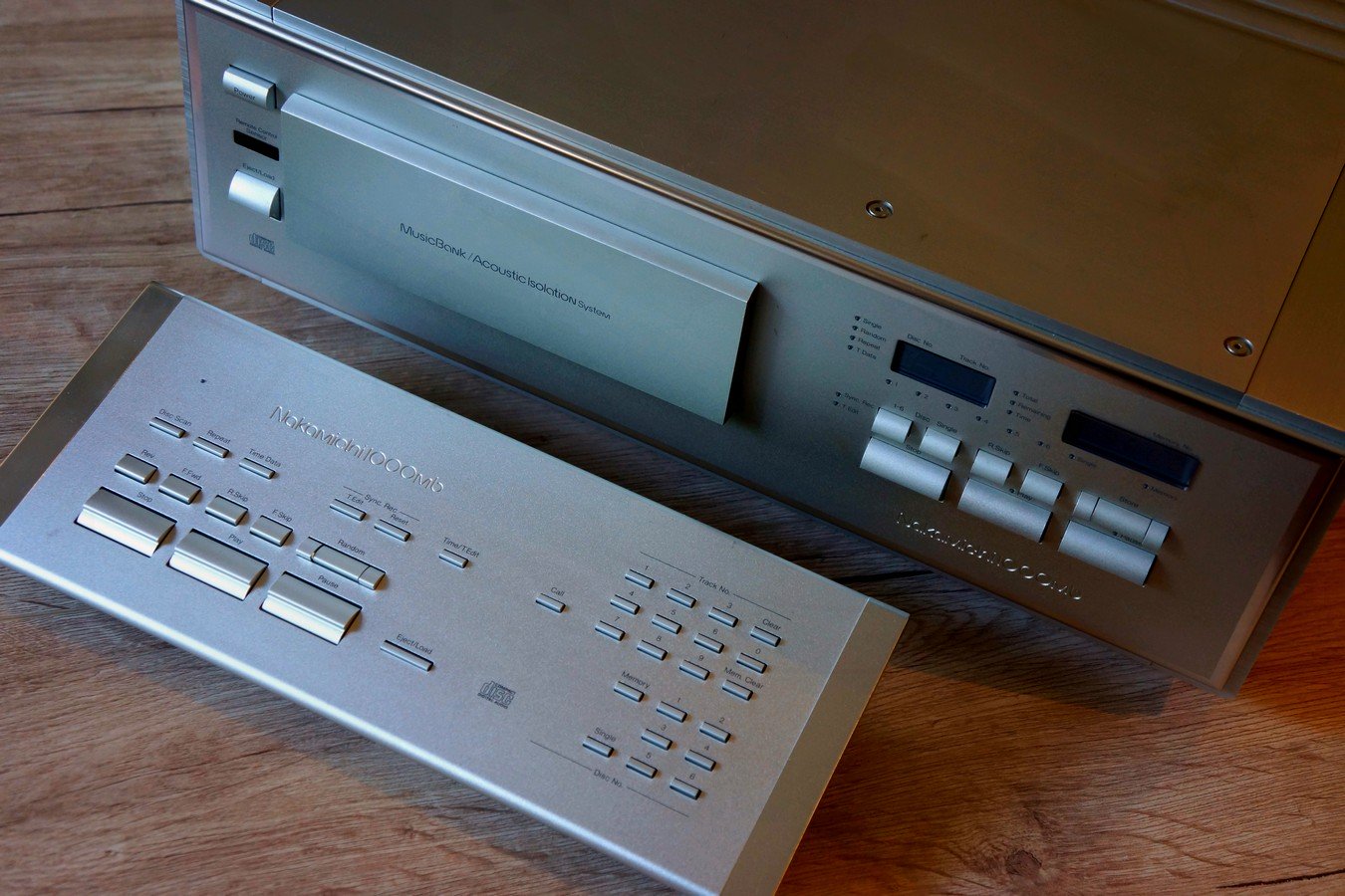 ナカミチ カセットデッキ 100td + サウンドストリーム 7連装 CD