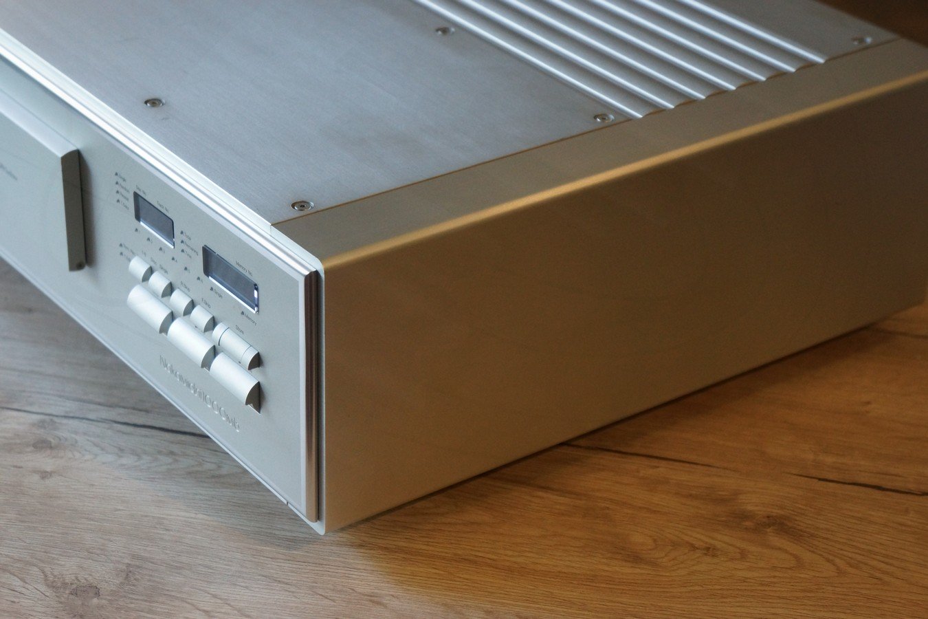 NAKAMICHI 1000 MB + SHEDA DAC DA-101mb