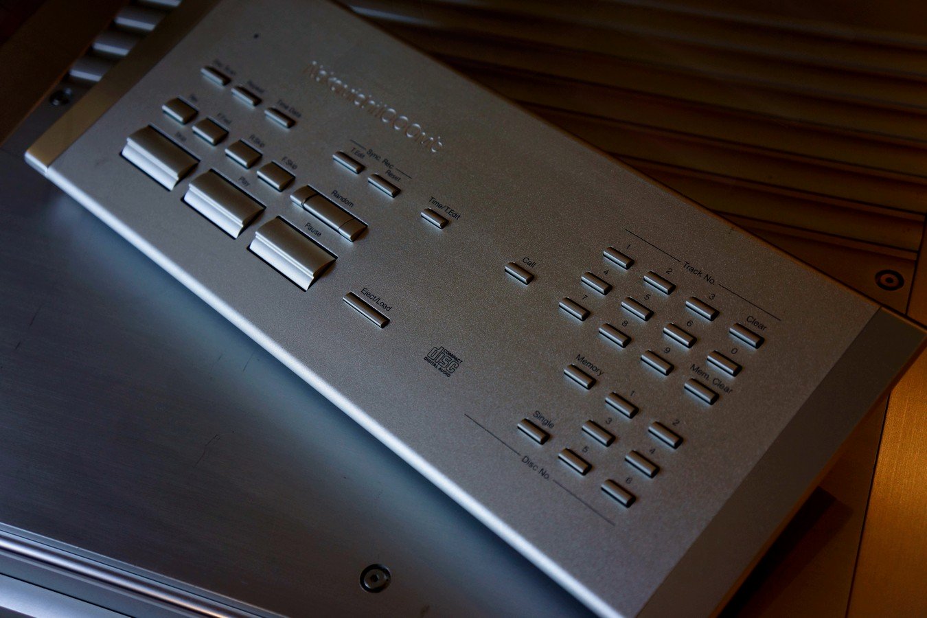 NAKAMICHI 1000 MB + SHEDA DAC DA-101mb