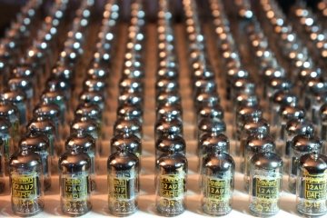 PHILIPS ECC82 Gf8 ⊿  			