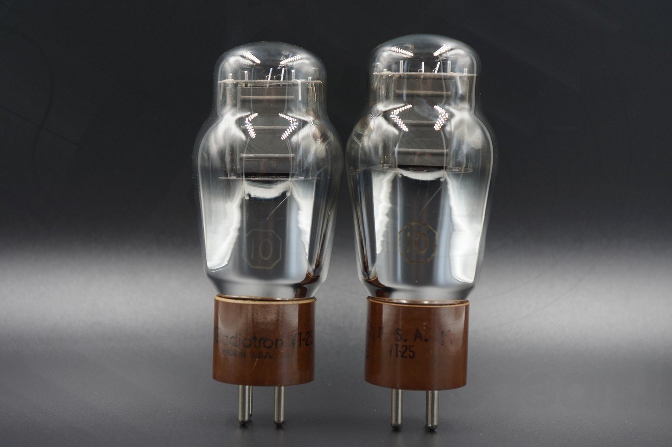 RCA 10Y VT25
