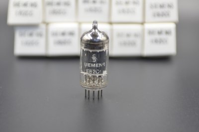 SIEMENS E82CC 5814A P0 3≠  			