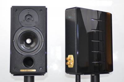 SONUS FABER CONCERTINO DOMUS WITH STAND  			