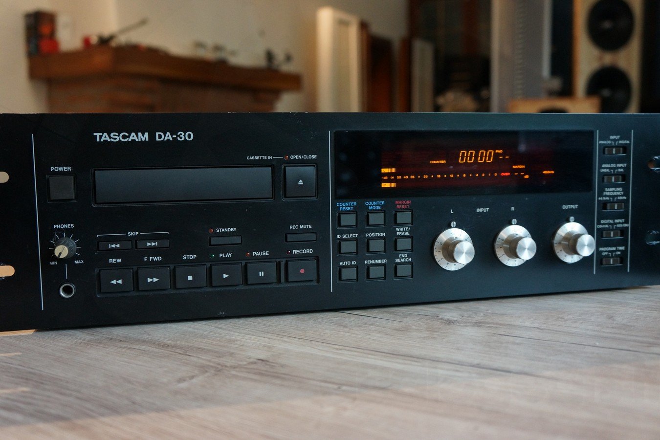TASCAM DA30