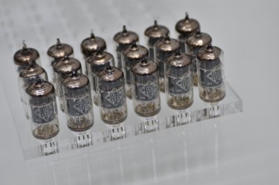 TELEFUNKEN EF86 GRAY PLATES  			