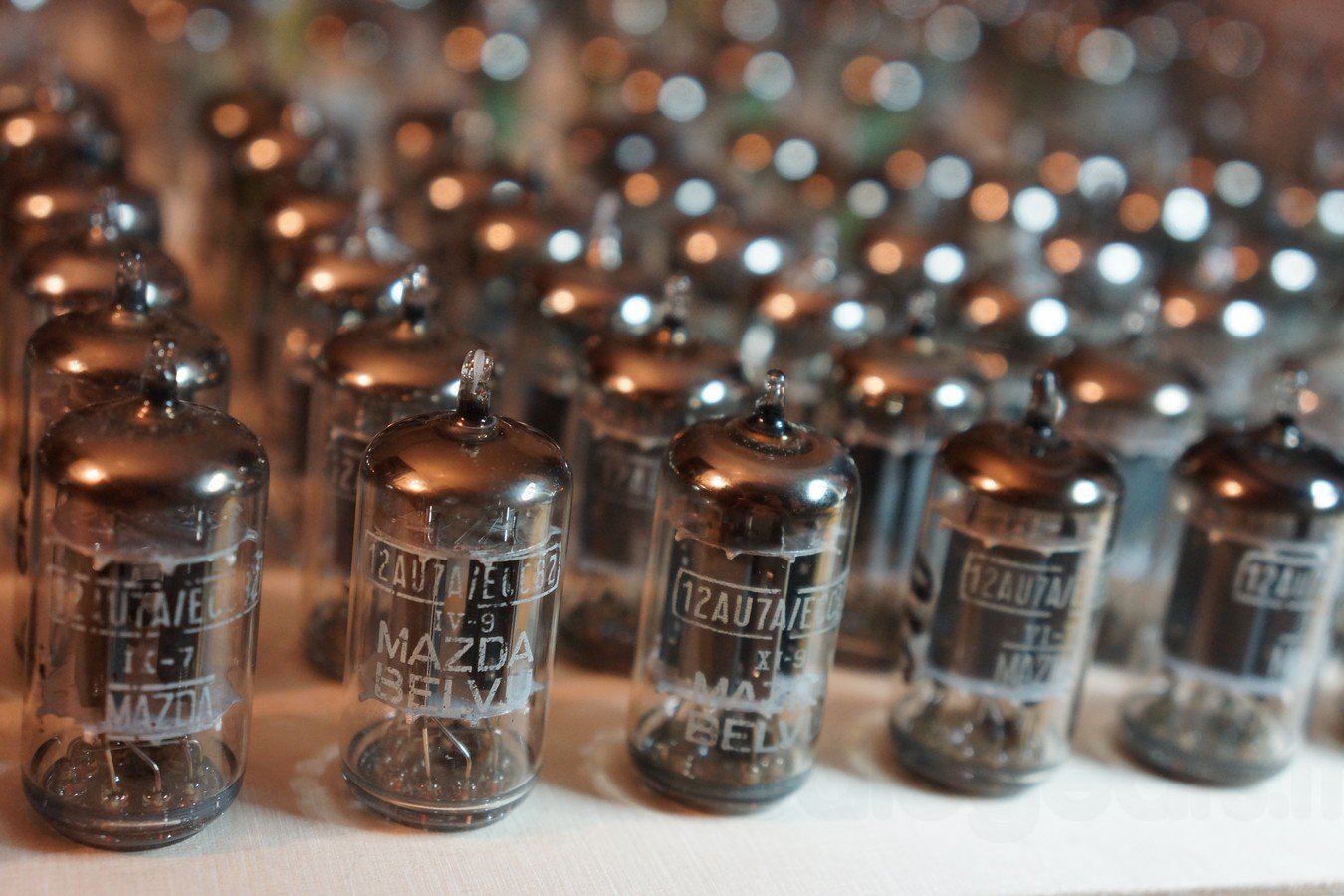 TELEFUNKEN MAZDA/BELVU 12AU7A