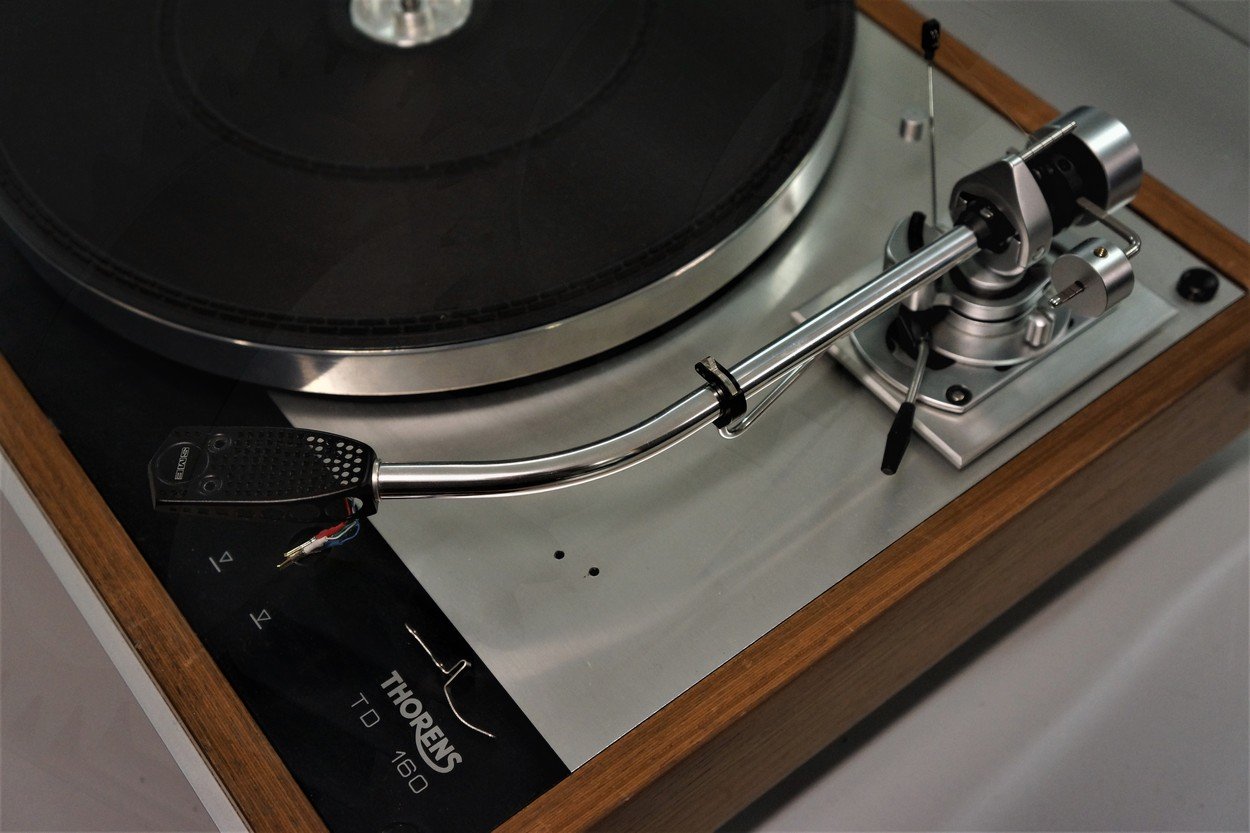 Thorens TD126MKⅢ SME3009S2imp メンテナンス品 Thorens TD126MKⅢ SME3009S2imp メンテナンス品 - メルカリ