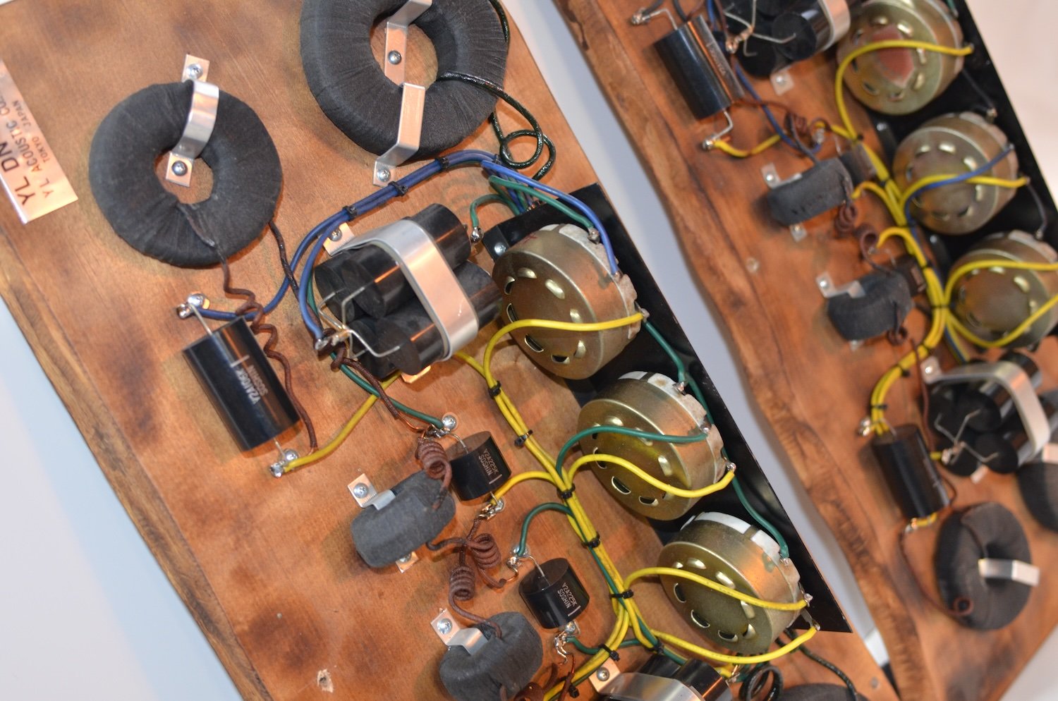 YL ACOUSTIC 4 WAYS NETWORK